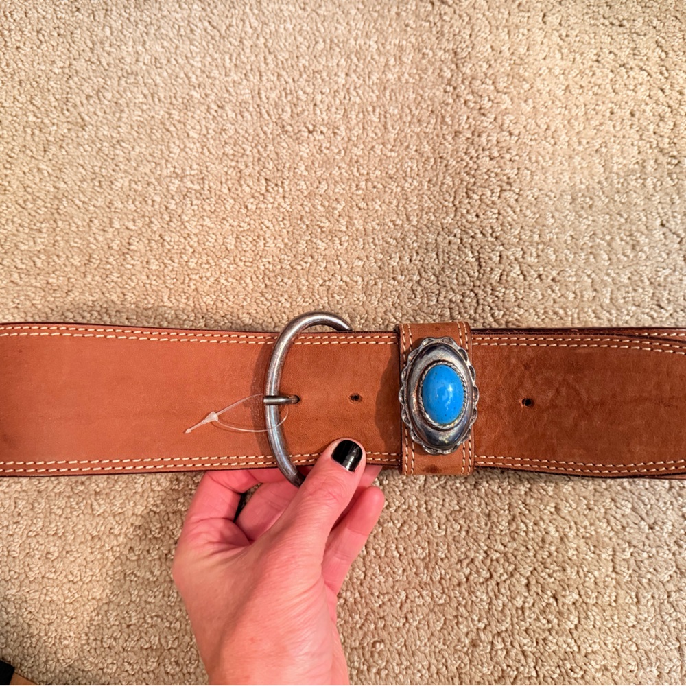 Vintage Genuine Brown Leather Belt with Blue Stone Accent made in Italy ๐ฎ๐น - Picture 2 of 9
